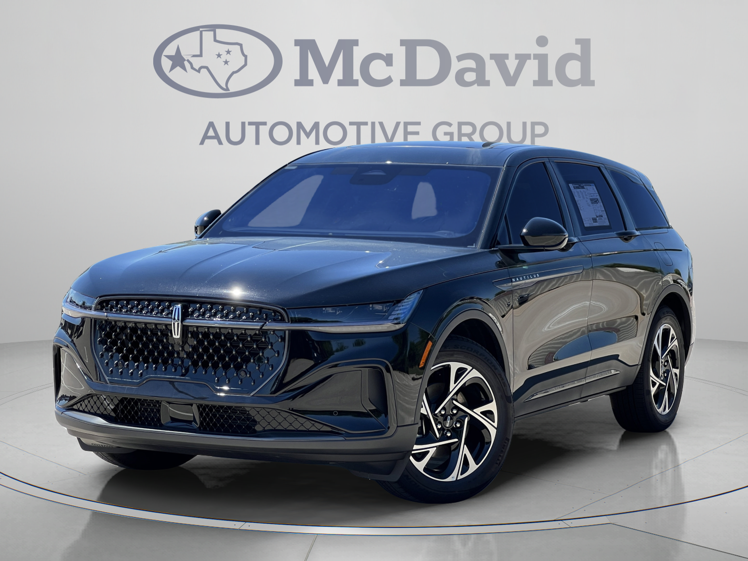 New 2025 Lincoln Nautilus Premier w/ Equipment Group 102A AWD/4WD image 2