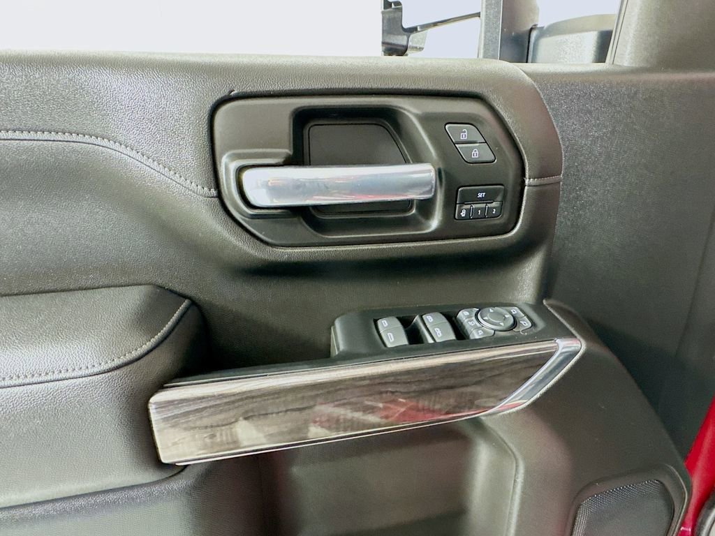 Used 2021 Chevrolet Silverado 2500 LTZ w/ LTZ Convenience Package image 15