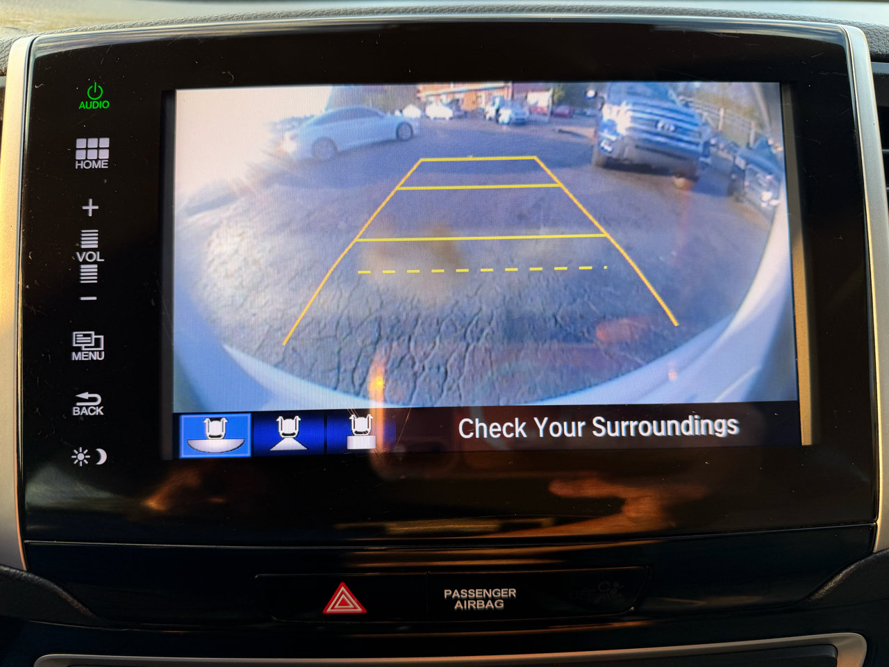 Used 2016 Honda Pilot Touring image 18