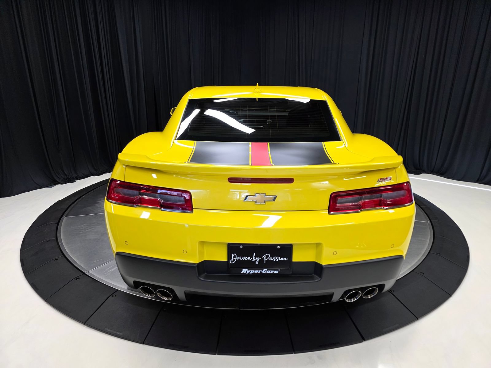 Used 2014 Chevrolet Camaro SS w/ RS Package RWD image 12