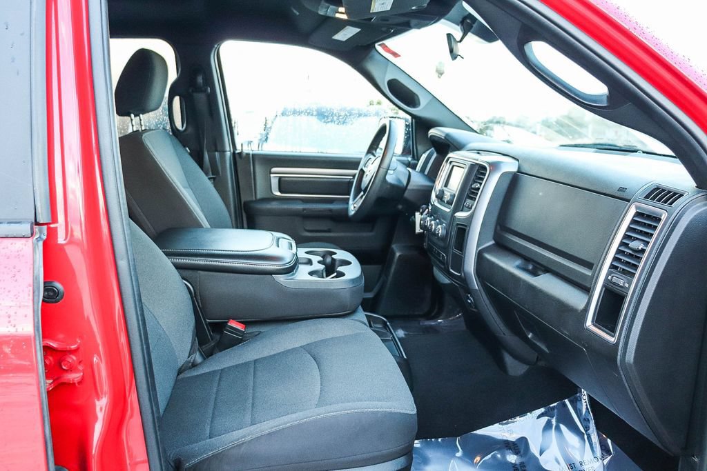 Used 2024 RAM 1500 Warlock AWD/4WD image 18