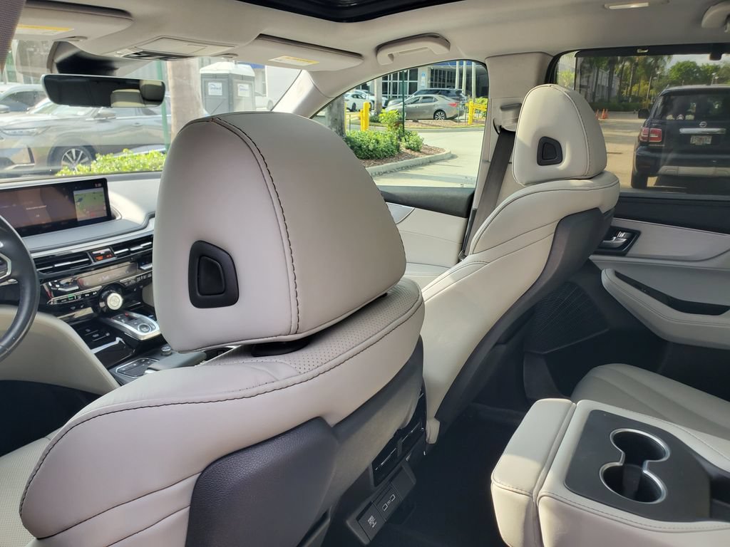 Used 2024 Acura MDX FWD w/ Technology Package image 11