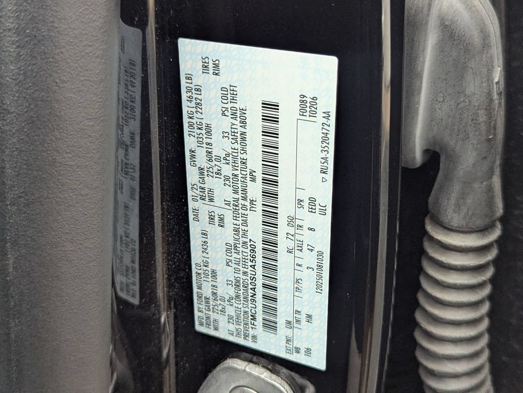 Used 2025 Ford Escape ST-Line Select AWD/4WD image 29