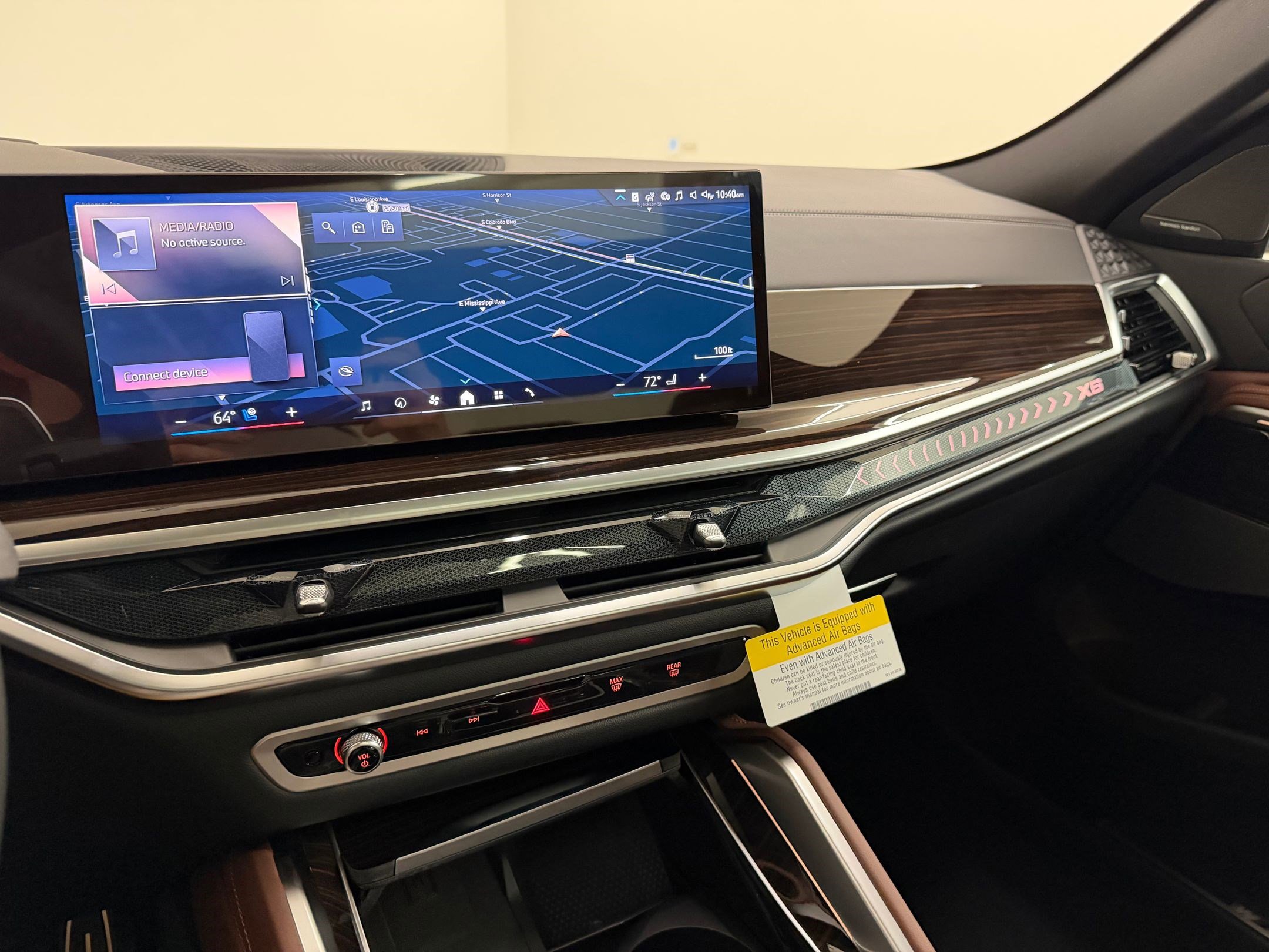 New 2026 BMW X6 xDrive40i w/ Climate Comfort Package image 25