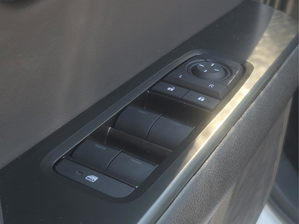 New 2026 Lexus UX 300h FWD image 19