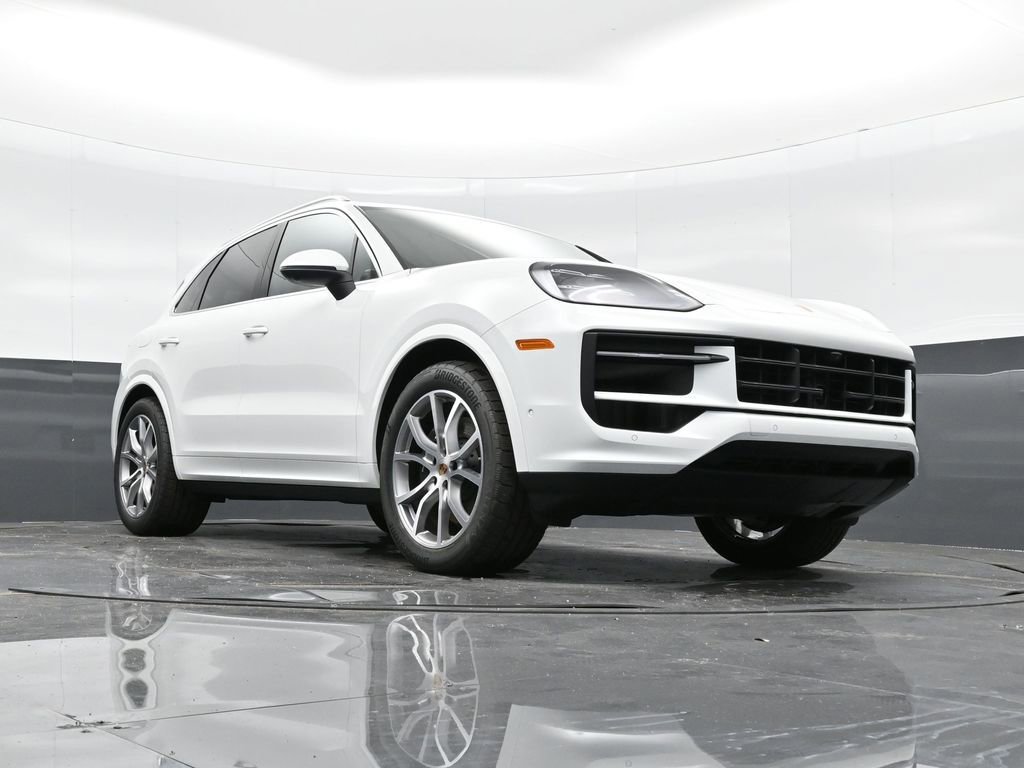 New 2025 Porsche Cayenne image 40