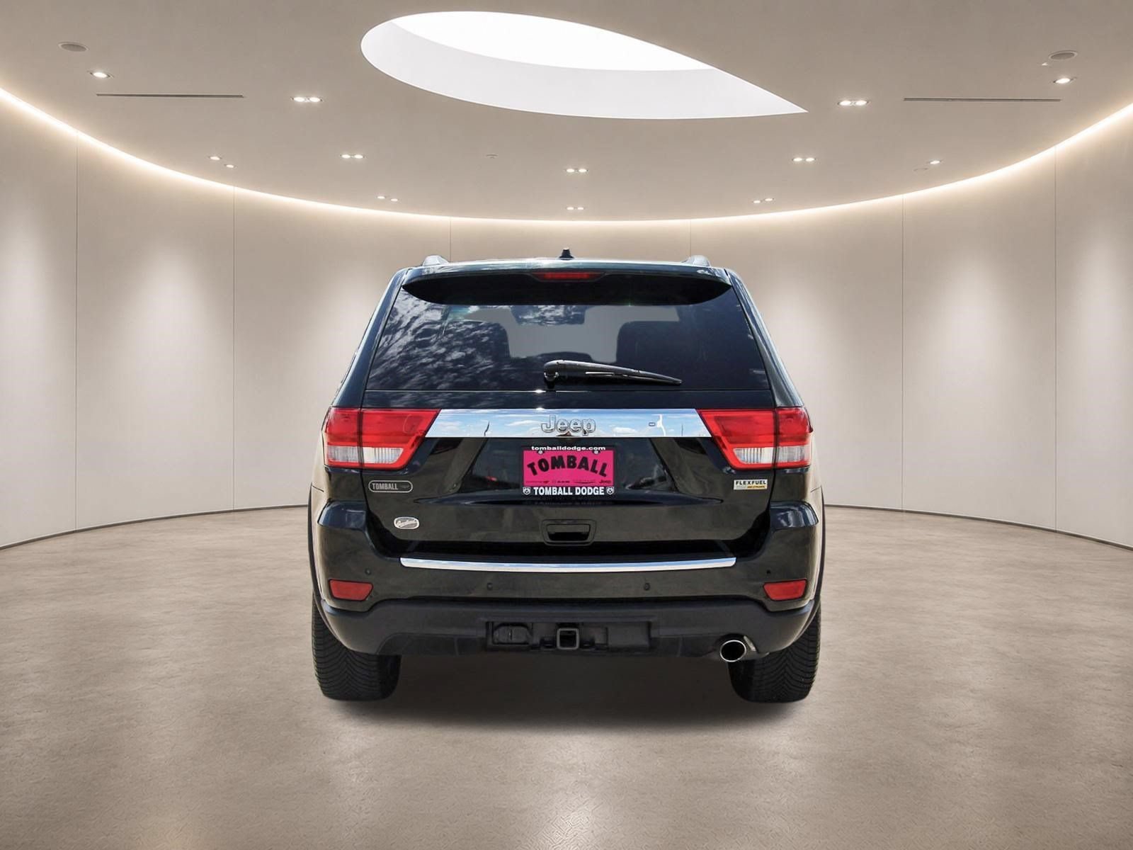 Used 2012 Jeep Grand Cherokee Overland RWD image 6