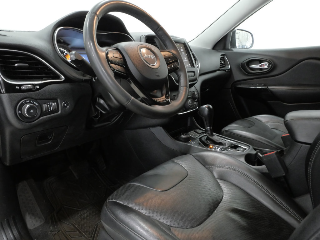 Used 2023 Jeep Cherokee Altitude Lux AWD/4WD image 11