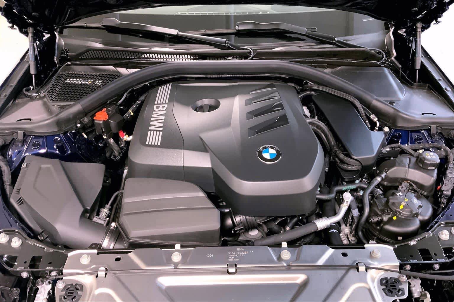 New 2026 BMW 330i xDrive Sedan w/ M Sport Package AWD/4WD image 16