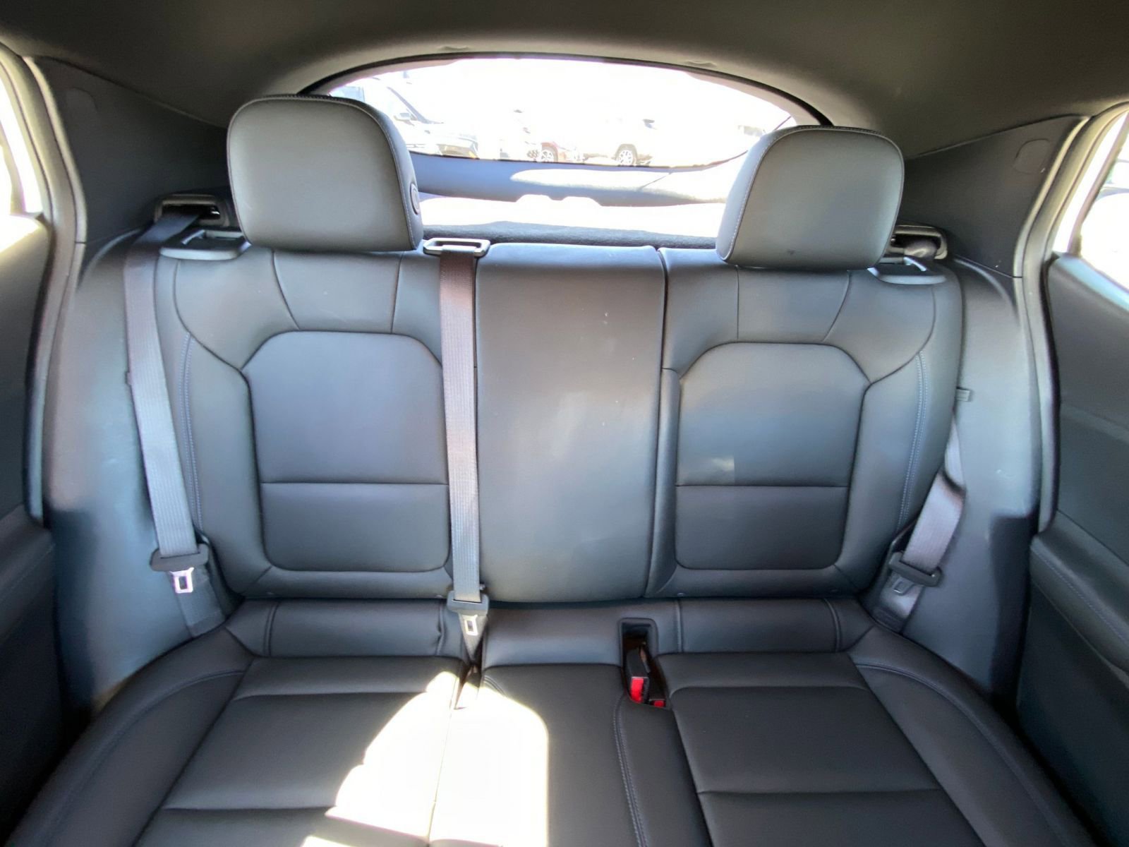 Used 2025 Buick Envista Sport Touring image 37