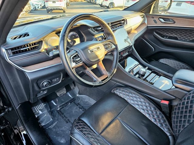 Used 2021 Jeep Grand Cherokee L Summit w/ Luxury Tech Group V image 15