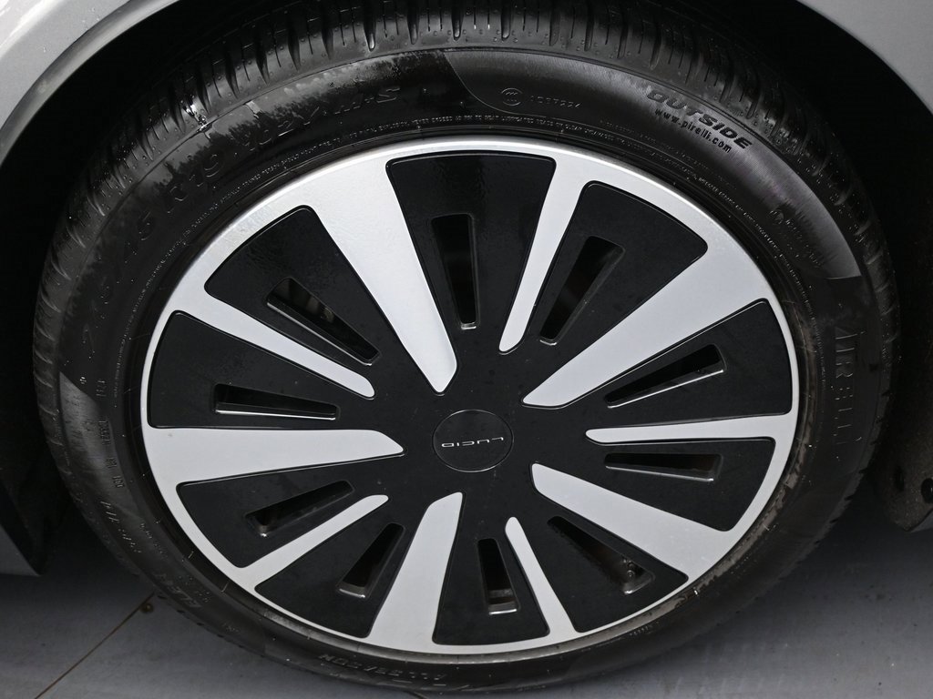 Used 2024 Lucid Air Touring image 39