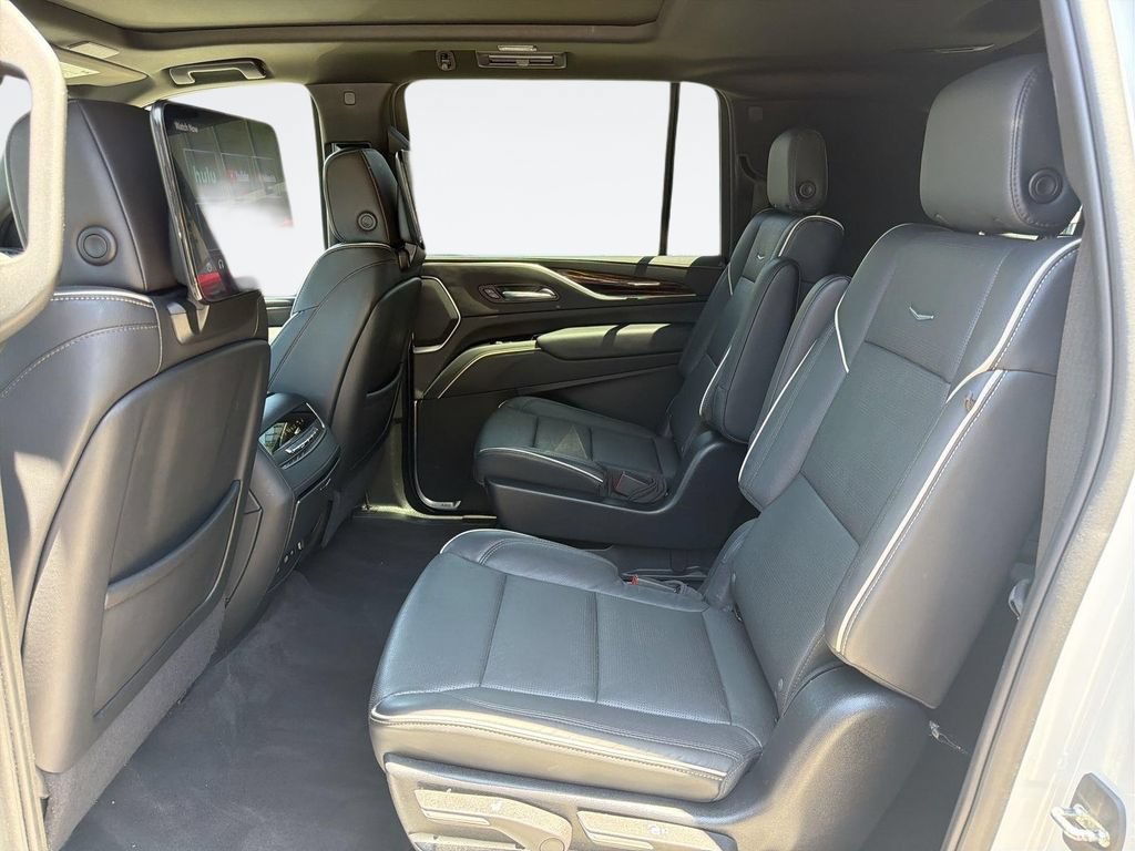 Certified 2023 Cadillac Escalade ESV Premium Luxury AWD/4WD image 27