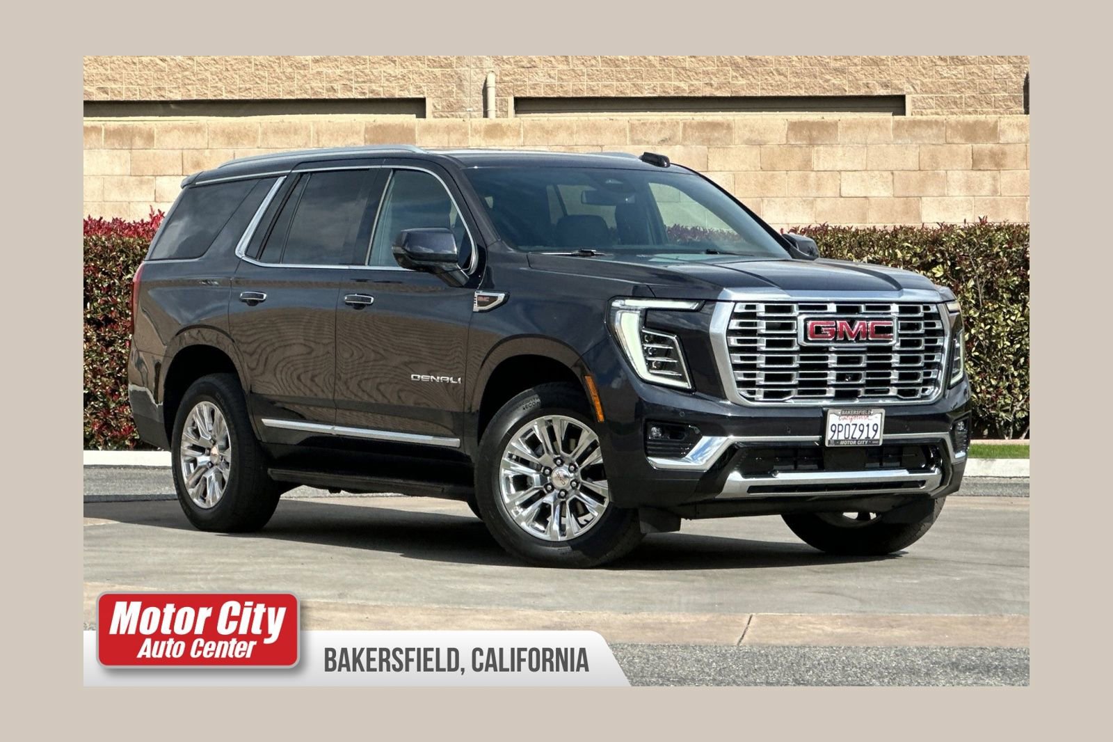 Certified 2025 GMC Yukon Denali image 1