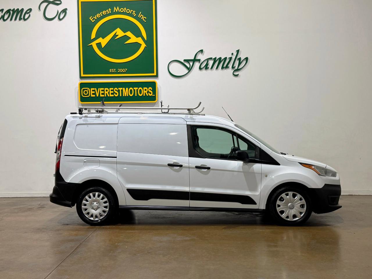 Used 2019 Ford Transit Connect XL image 9