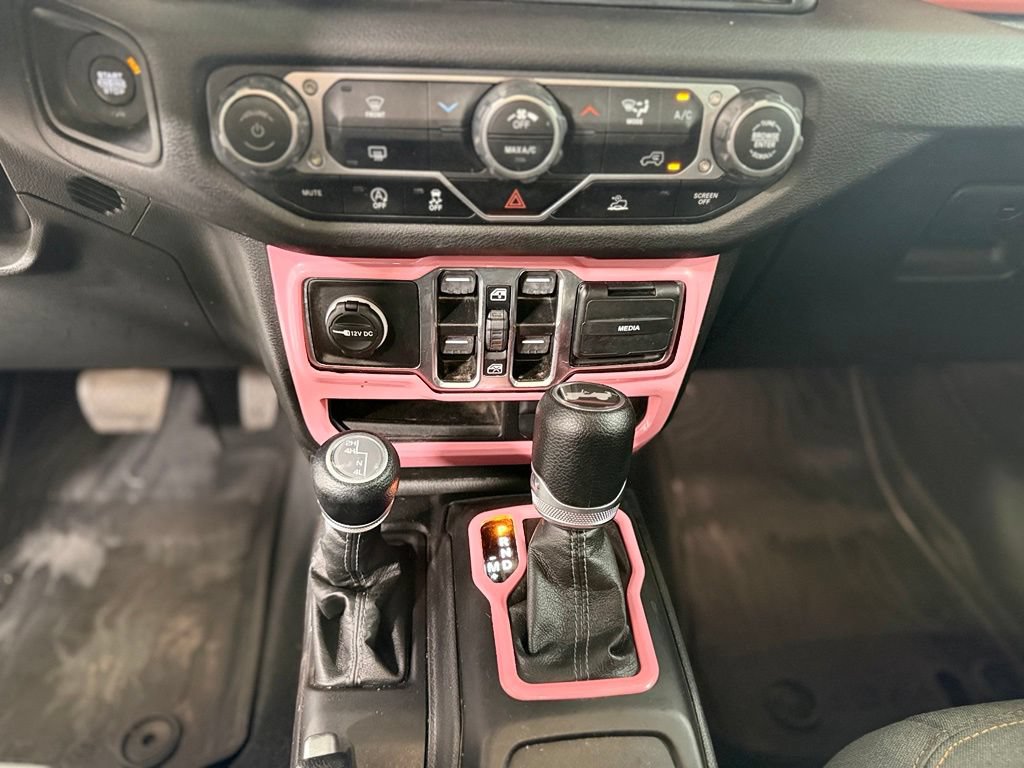 Used 2024 Jeep Wrangler Unlimited Sport AWD/4WD image 17