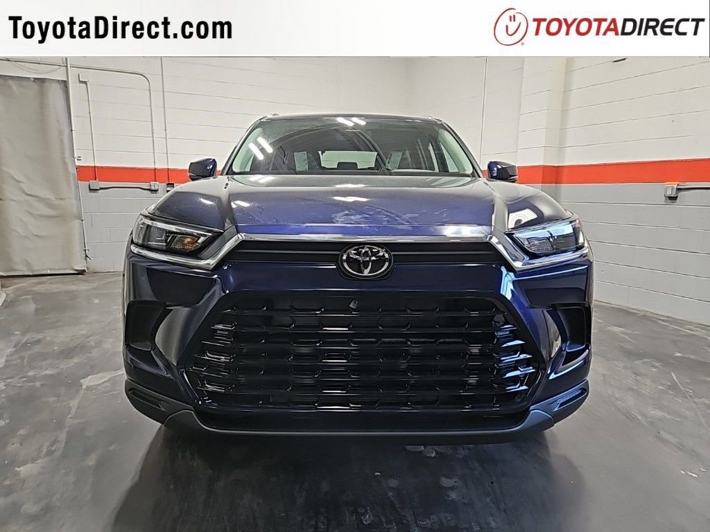 New 2026 Toyota Grand Highlander AWD image 2