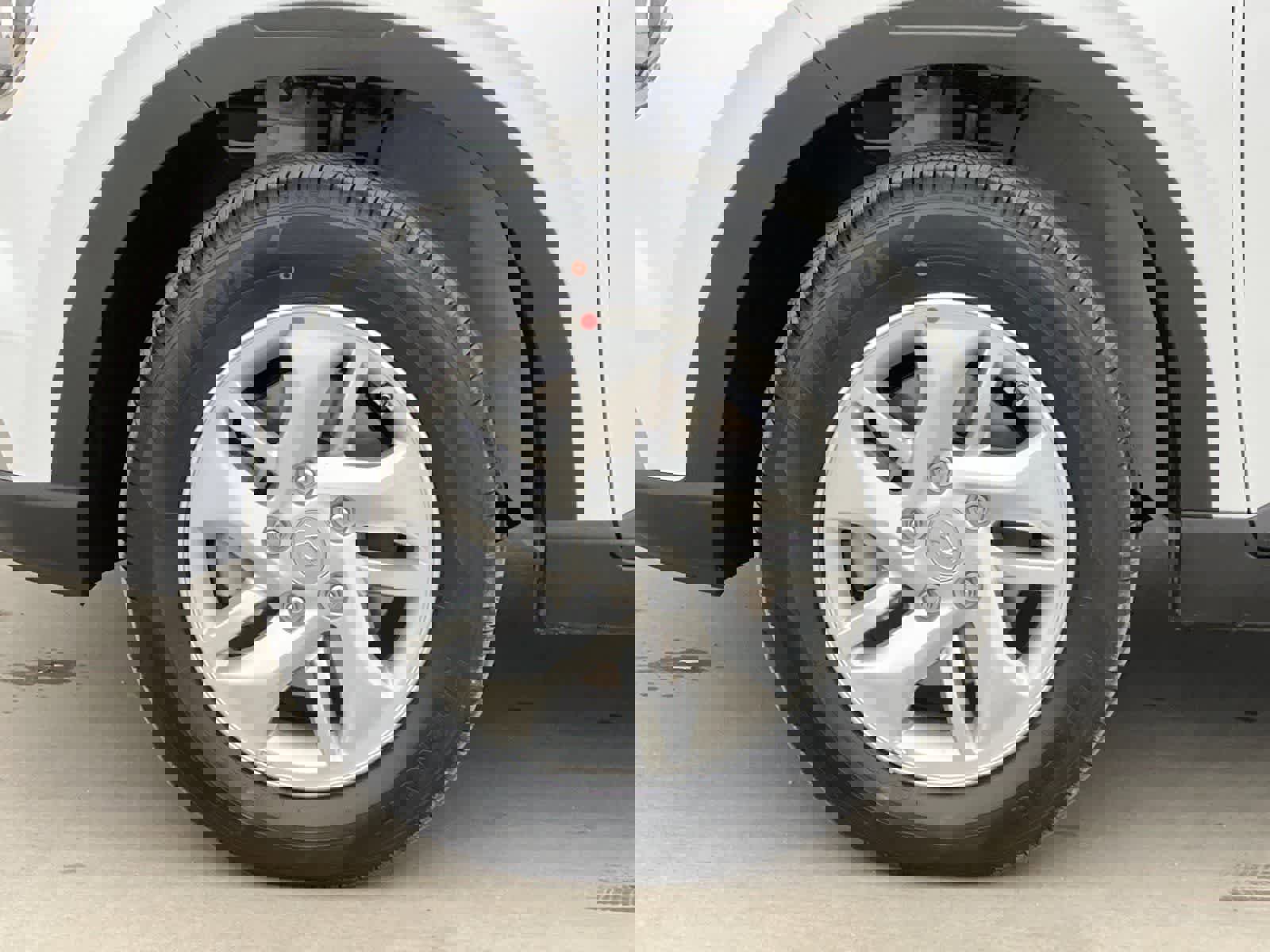 New 2026 Hyundai Venue SE FWD image 24