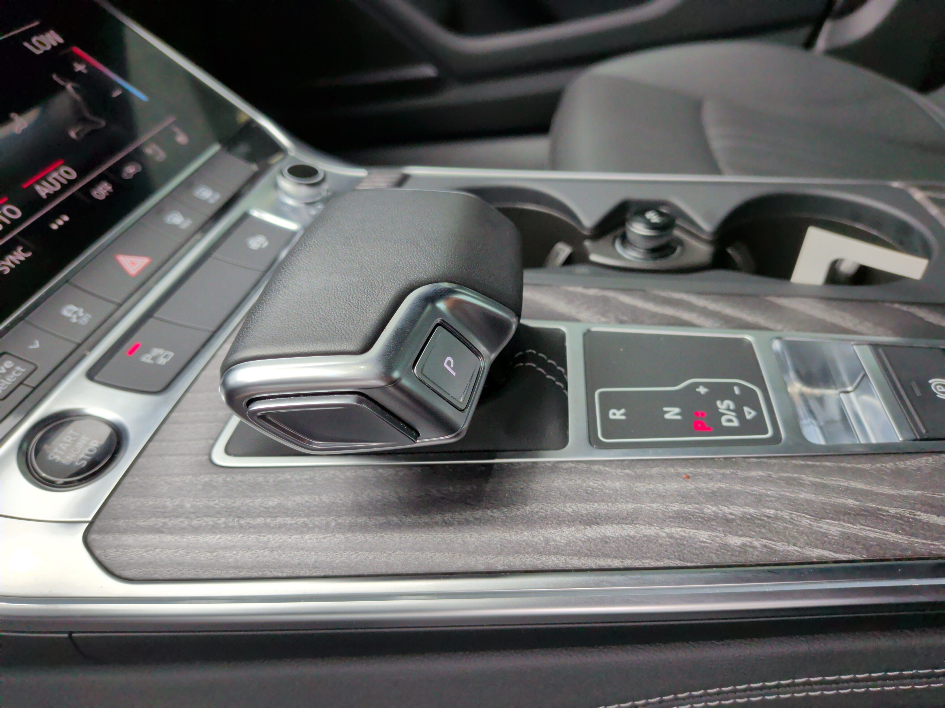 Certified 2025 Audi A6 Premium Plus w/ Premium Plus Package AWD/4WD image 26