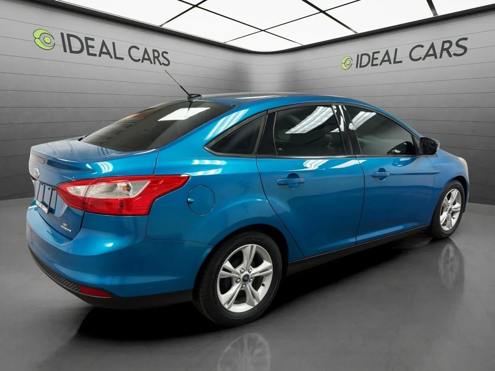 Used 2014 Ford Focus SE FWD image 5