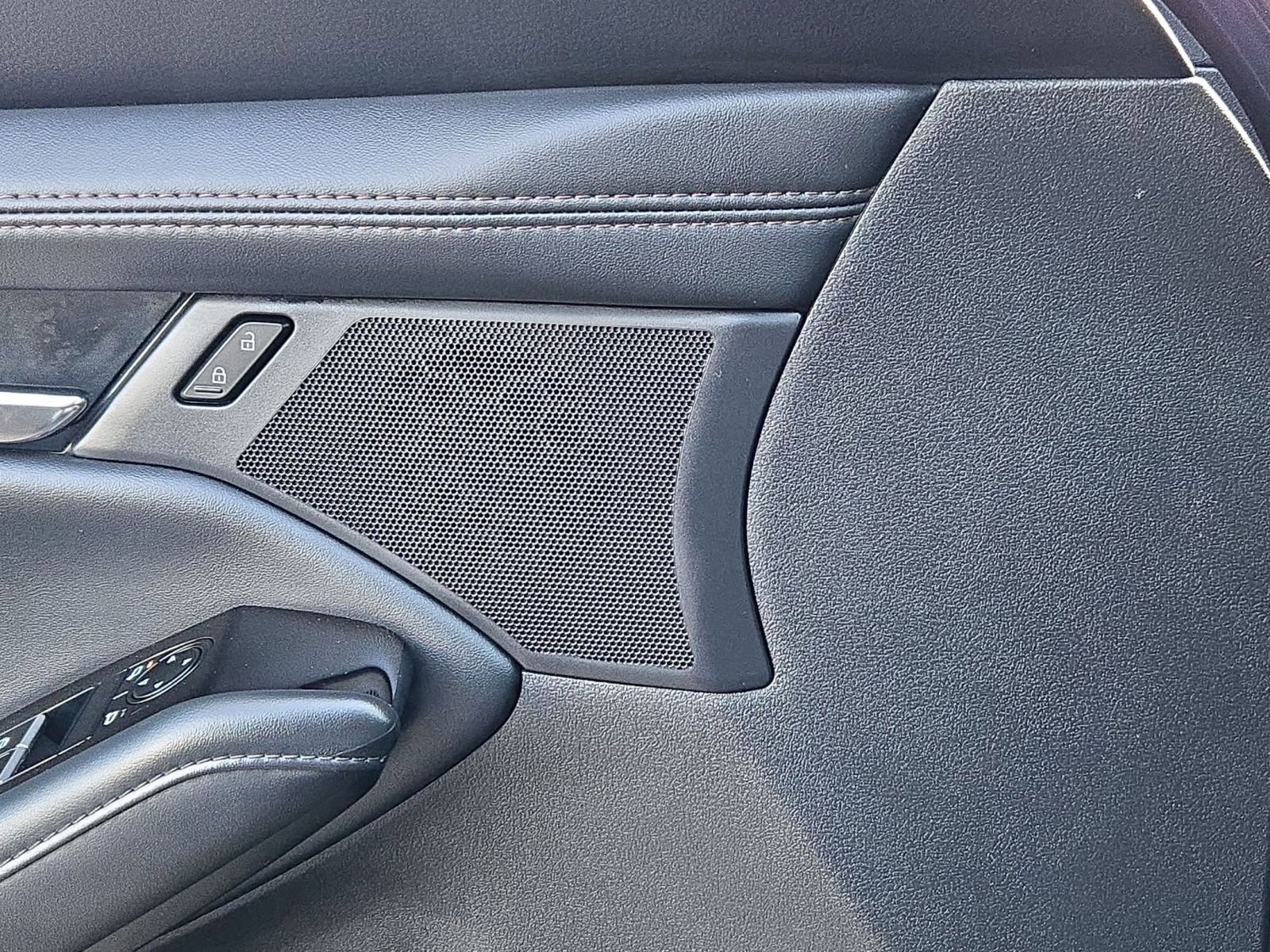 Used 2025 MAZDA MAZDA3 s image 21