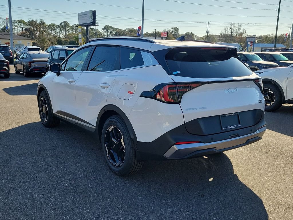 New 2026 Kia Sportage EX w/ EX Panorama Roof Package FWD image 4