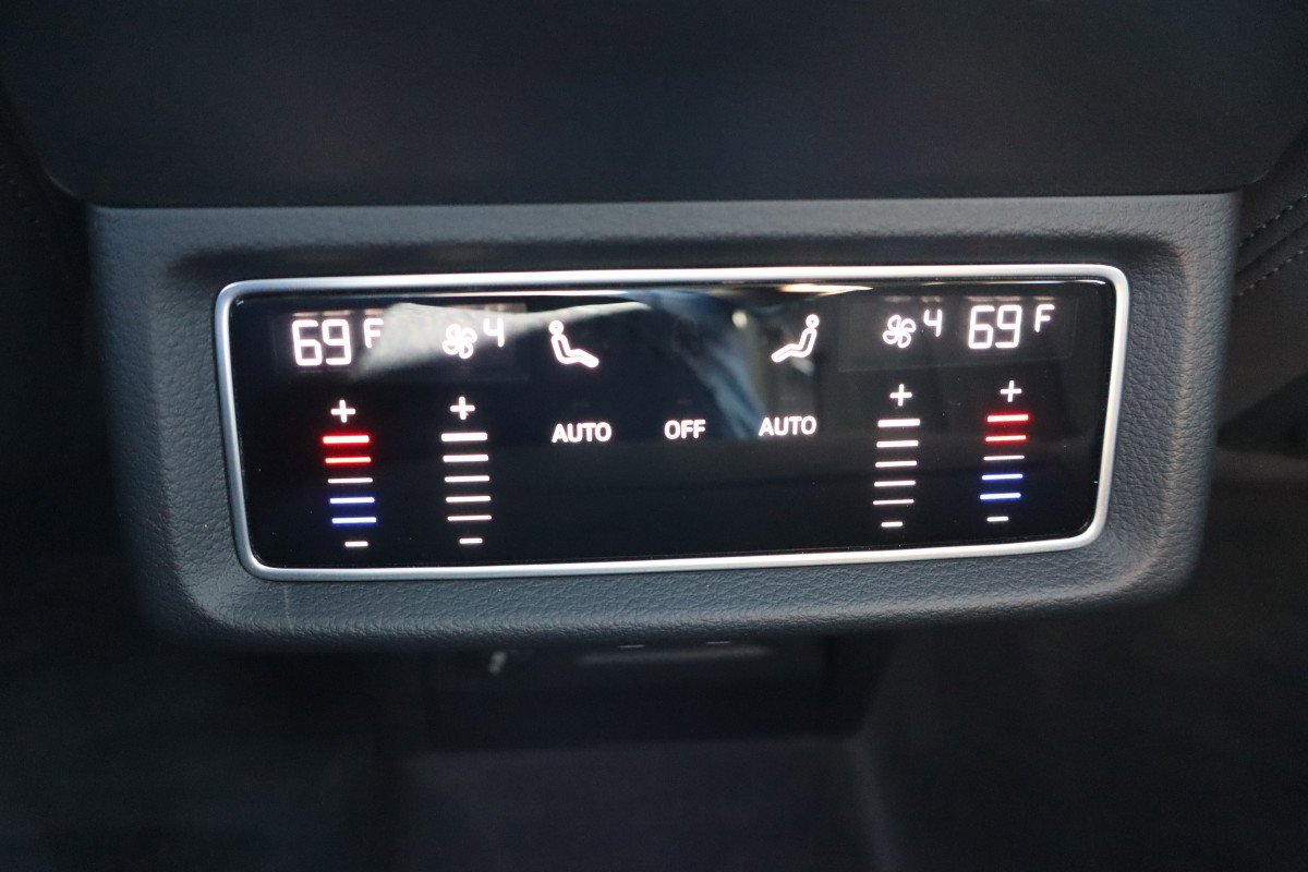Used 2021 Audi e-tron Premium w/ Black Optic Package image 12