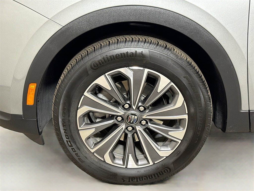 Certified 2025 Buick Envision Preferred image 29