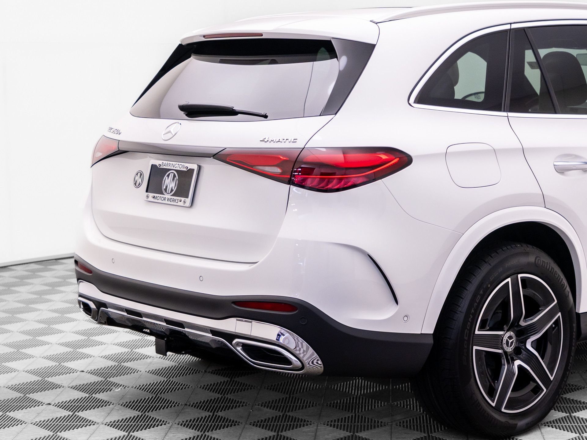 New 2027 Mercedes-Benz GLC 350e 4MATIC image 39