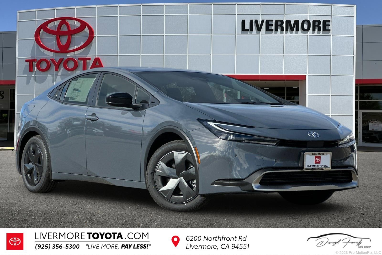 Used 2026 Toyota Prius Plug-In Hybrid image 1