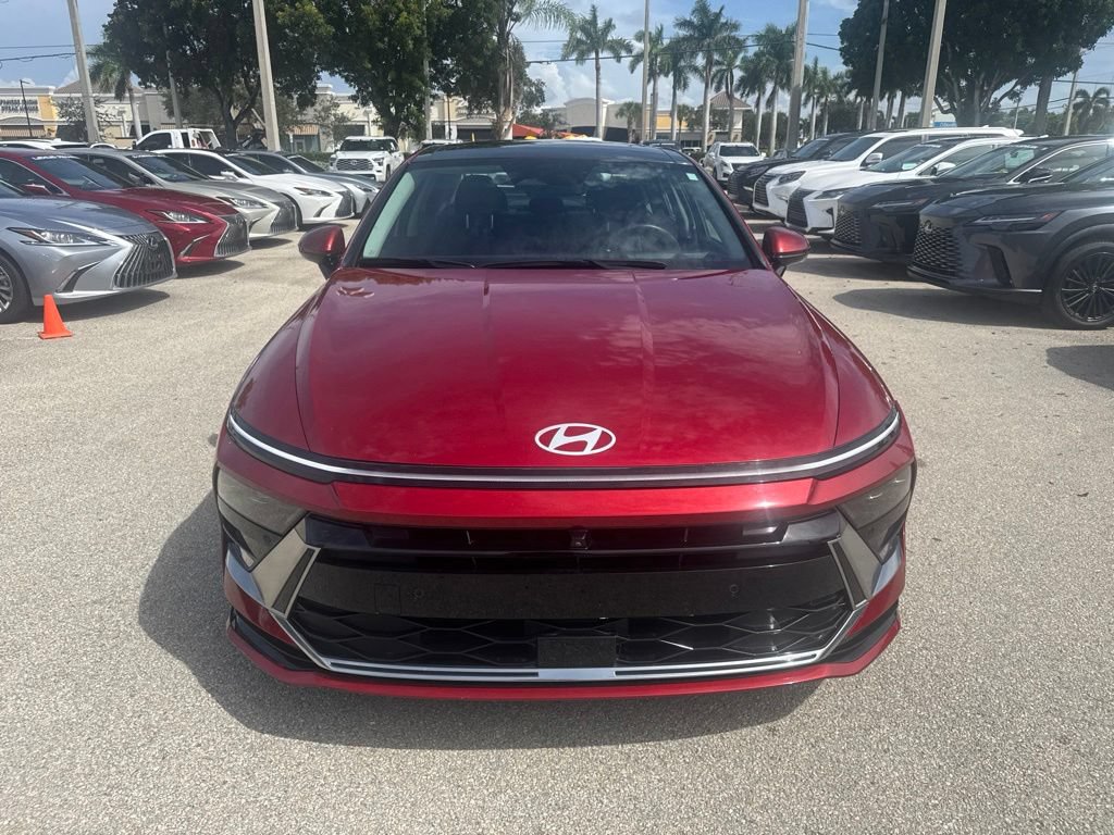 Used 2024 Hyundai Sonata Limited FWD image 2