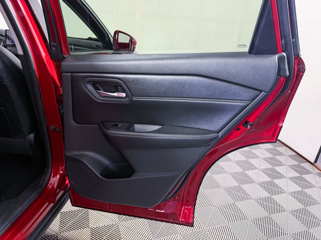 Certified 2024 Nissan Rogue SL FWD image 49