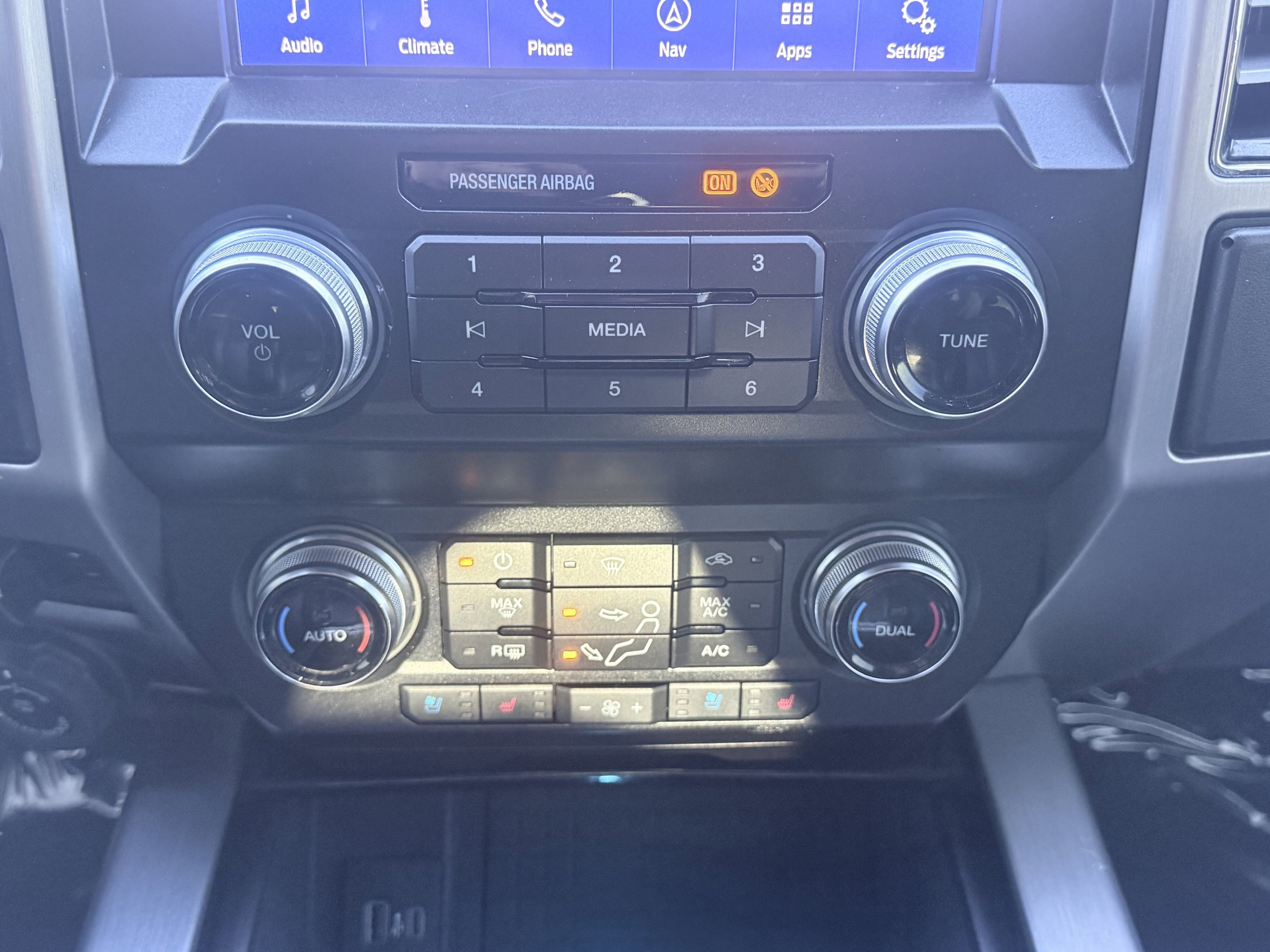 Used 2020 Ford F350 Platinum image 63