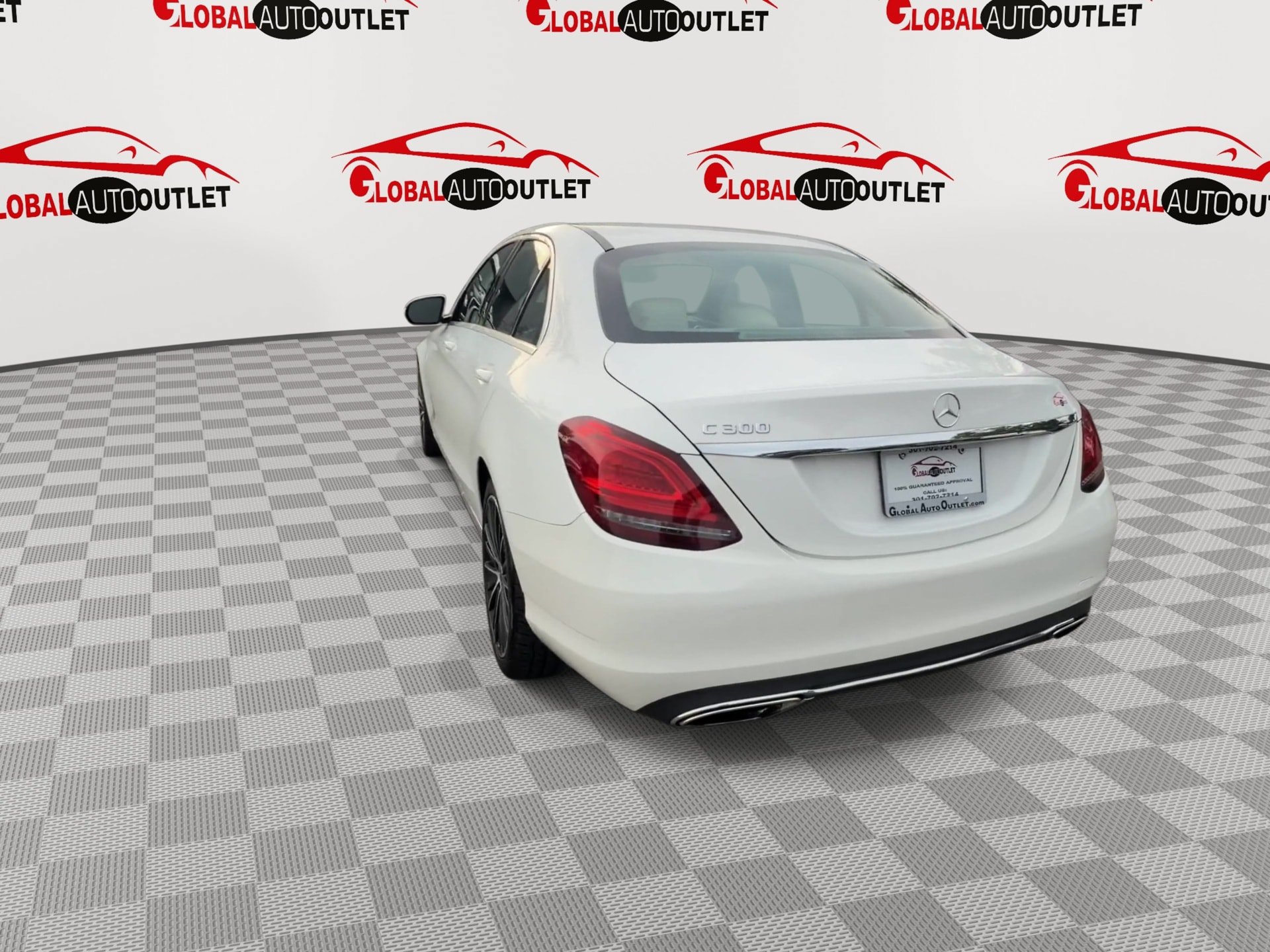 Used 2019 Mercedes-Benz C 300 Sedan image 6