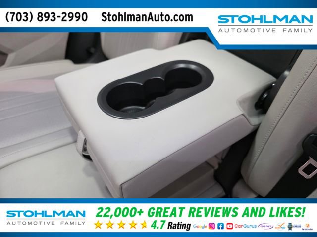 Used 2022 Volkswagen Tiguan SE w/ Panoramic Sunroof Package image 30