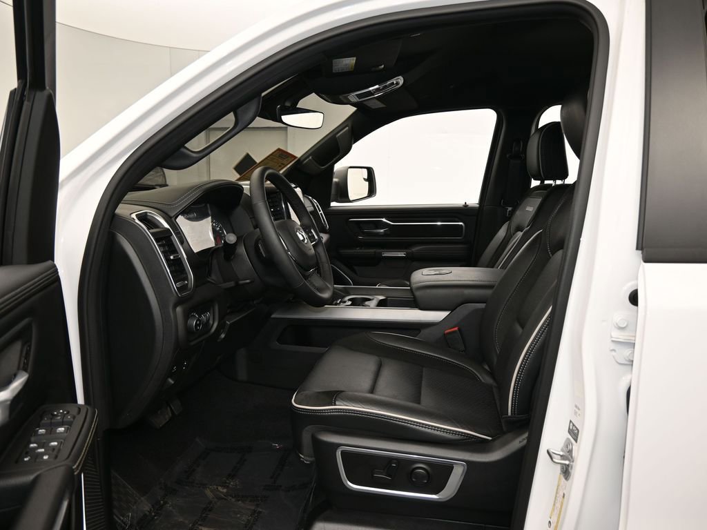 Used 2025 RAM 1500 Laramie image 11