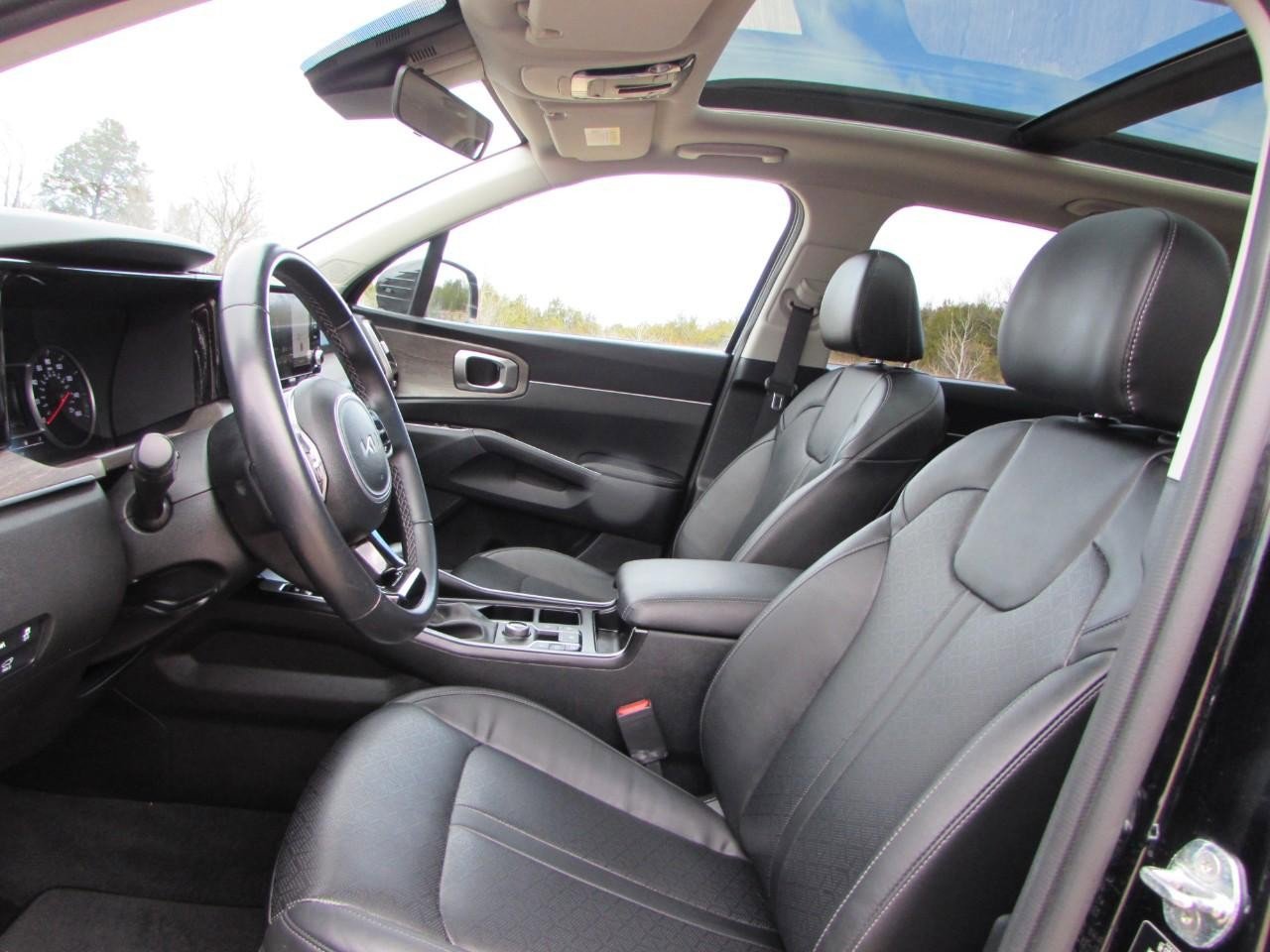 Used 2022 Kia Sorento X-Line EX image 13