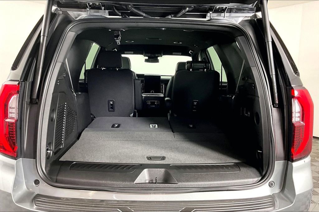 Used 2025 GMC Yukon Elevation AWD/4WD image 29