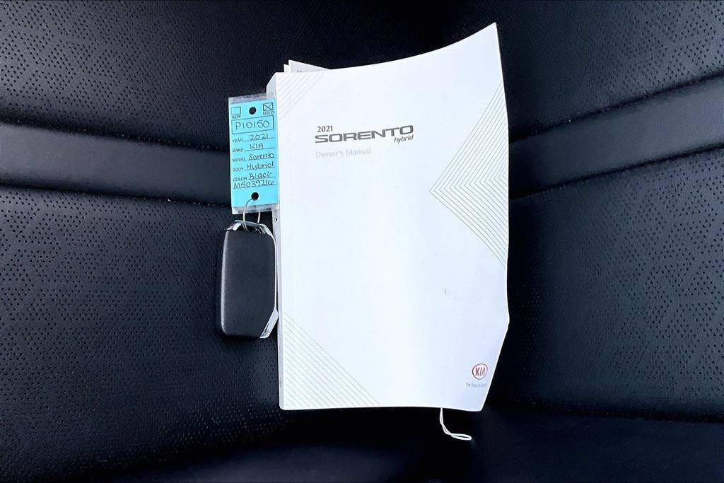 Used 2021 Kia Sorento S FWD image 35