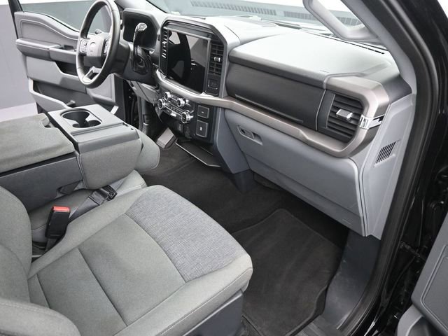 Used 2025 Ford F150 XLT w/ Equipment Group 301A Standard AWD/4WD image 17