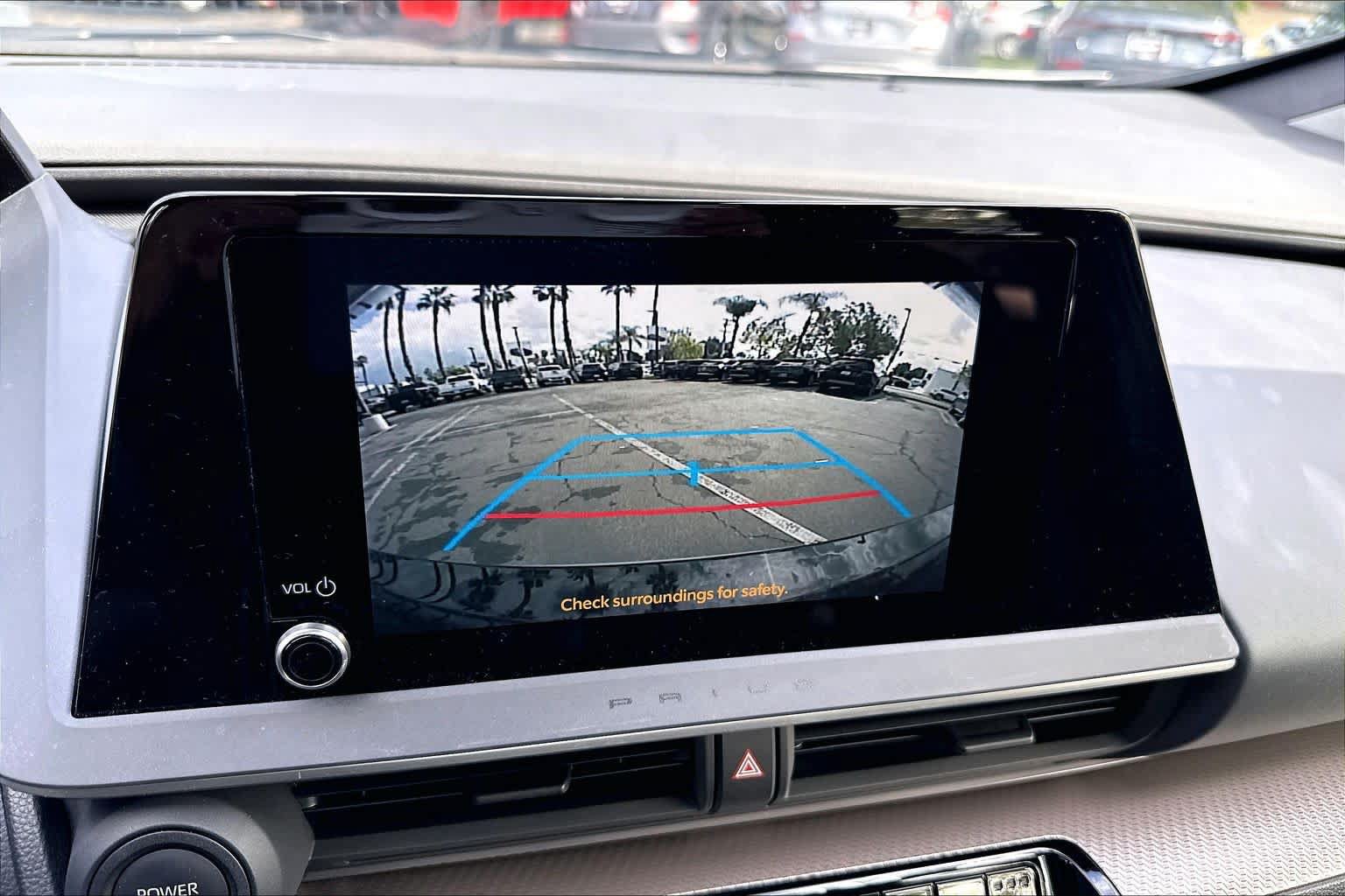 Certified 2024 Toyota Prius XLE FWD image 25