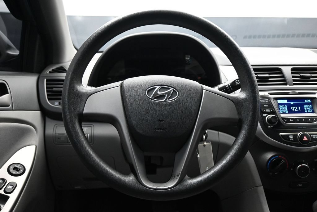 Used 2015 Hyundai Accent GLS FWD image 14