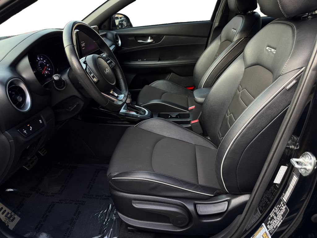 Certified 2024 Kia Forte GT-Line w/ GT-Line Premium Package FWD image 17