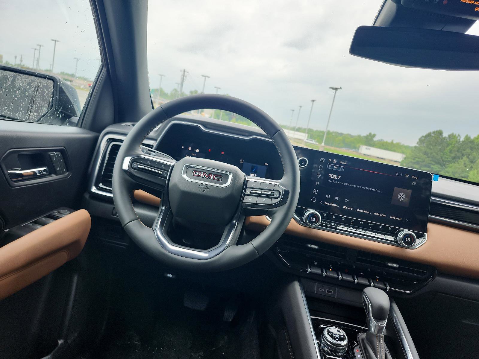 New 2025 GMC Canyon AT4 w/ Nightfall Edition image 8
