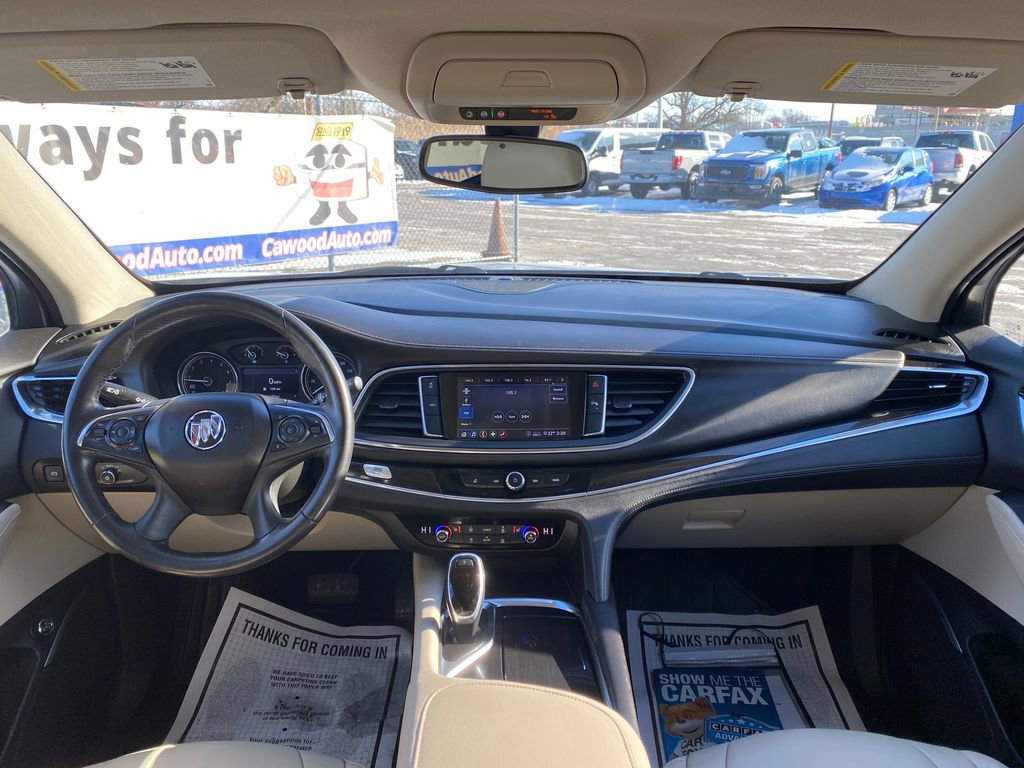 Used 2021 Buick Enclave Essence image 20