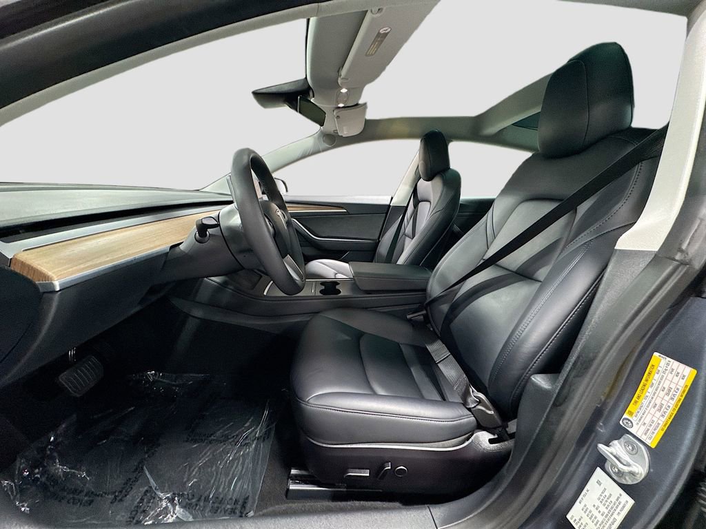 Used 2023 Tesla Model 3 Standard Range image 13