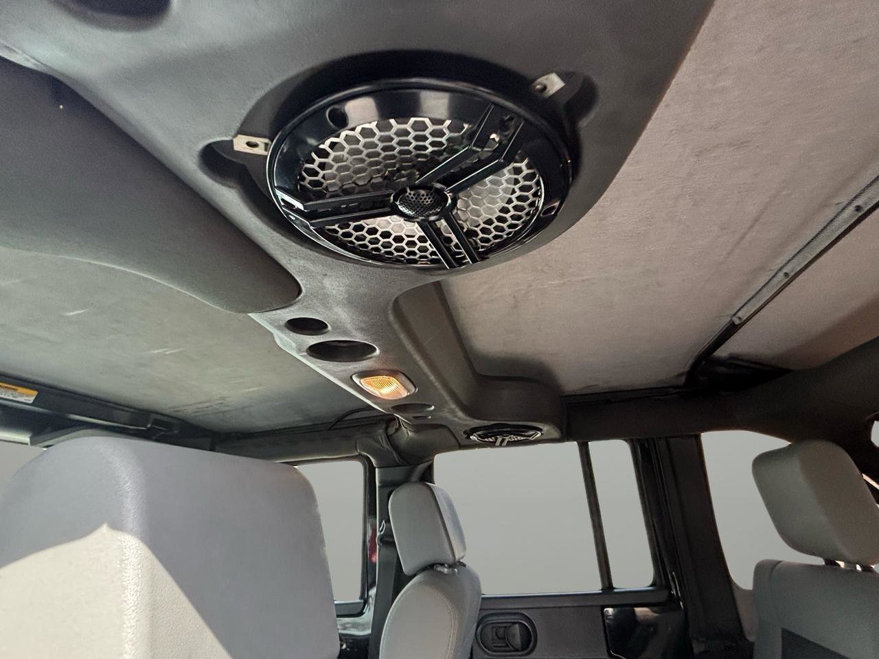 Used 2009 Jeep Wrangler Unlimited X w/ PWR Convenience Group image 19