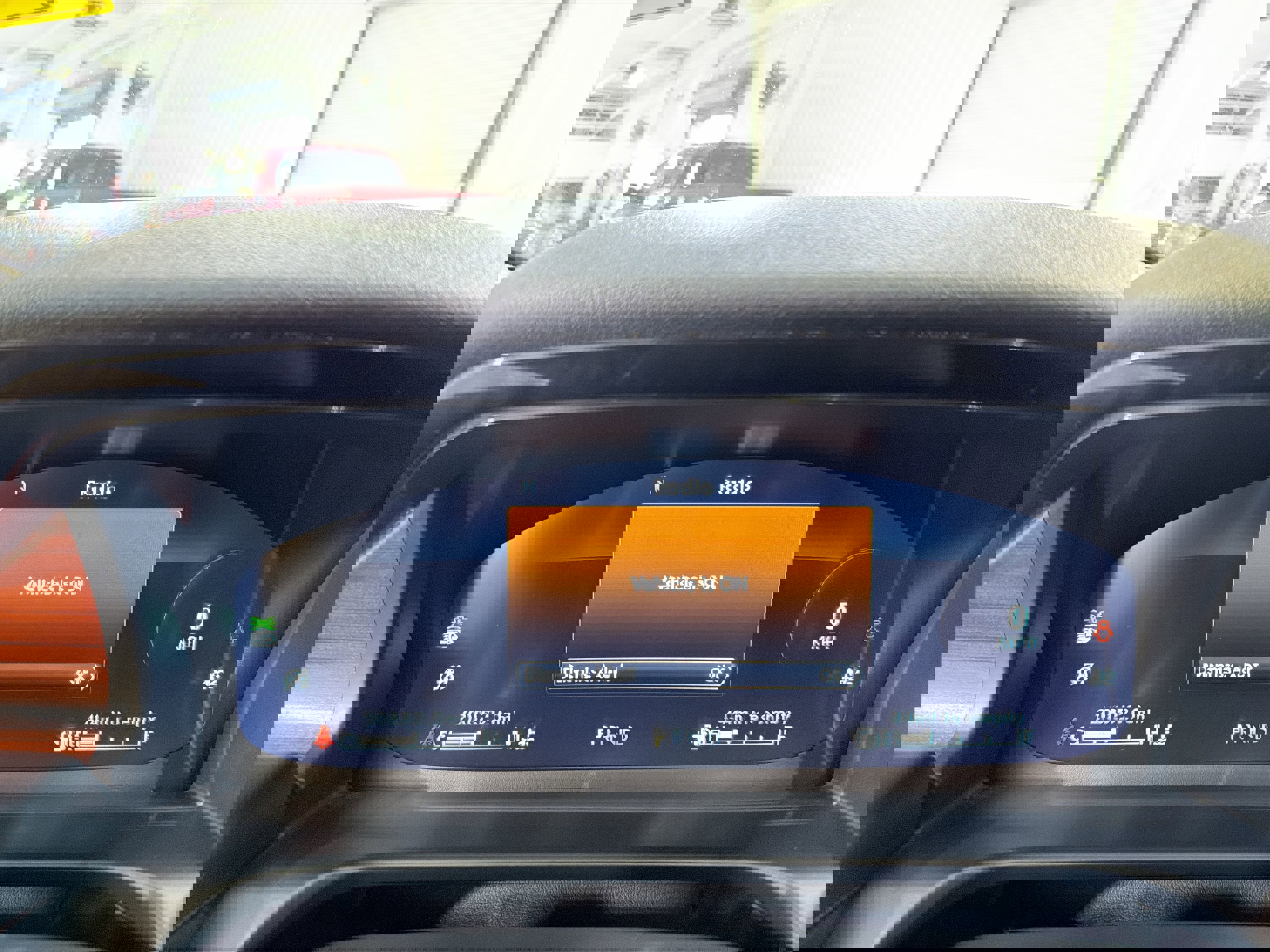 Used 2023 Lincoln Aviator Reserve w/ Equipment Group 201A image 16