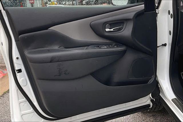 Certified 2024 Nissan Murano SV w/ SV Midnight Edition Package image 21
