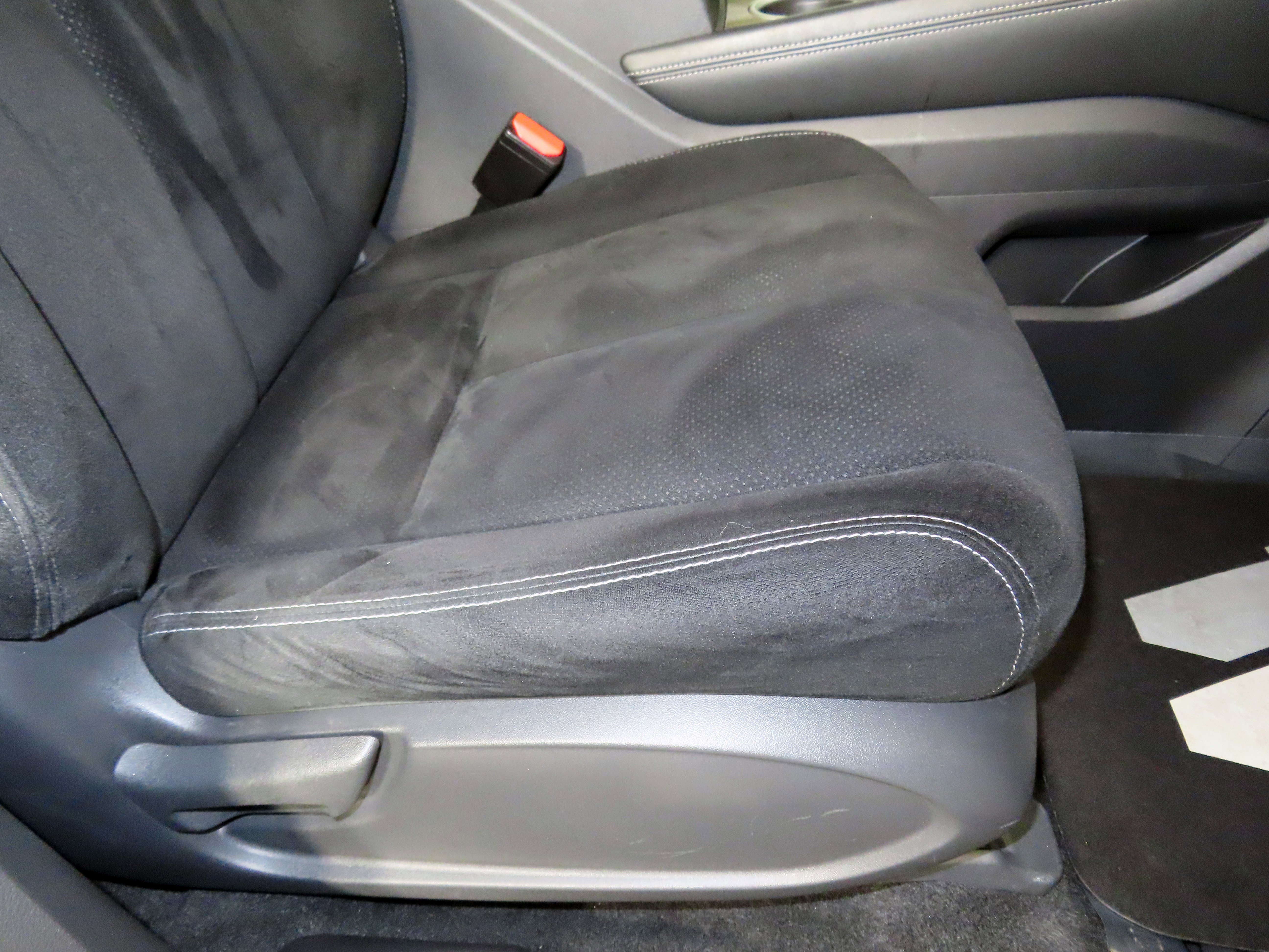 Used 2018 Nissan Murano S image 29